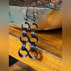 Gunmetal Interlocked Circles Earrings